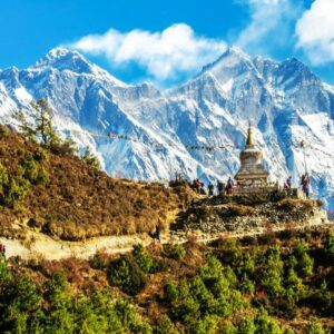 Everest Aussichtspunkt, Stupa mit Mt. Everest und Trekkingpfad zum Base Camp