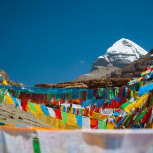 Mt. Kailash mit Gebetsfahnen Tibet